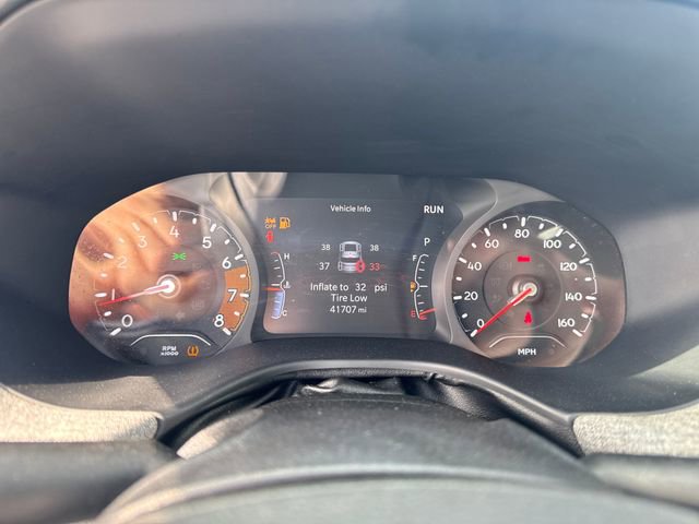 Used 2024 Jeep Compass Sport image 19