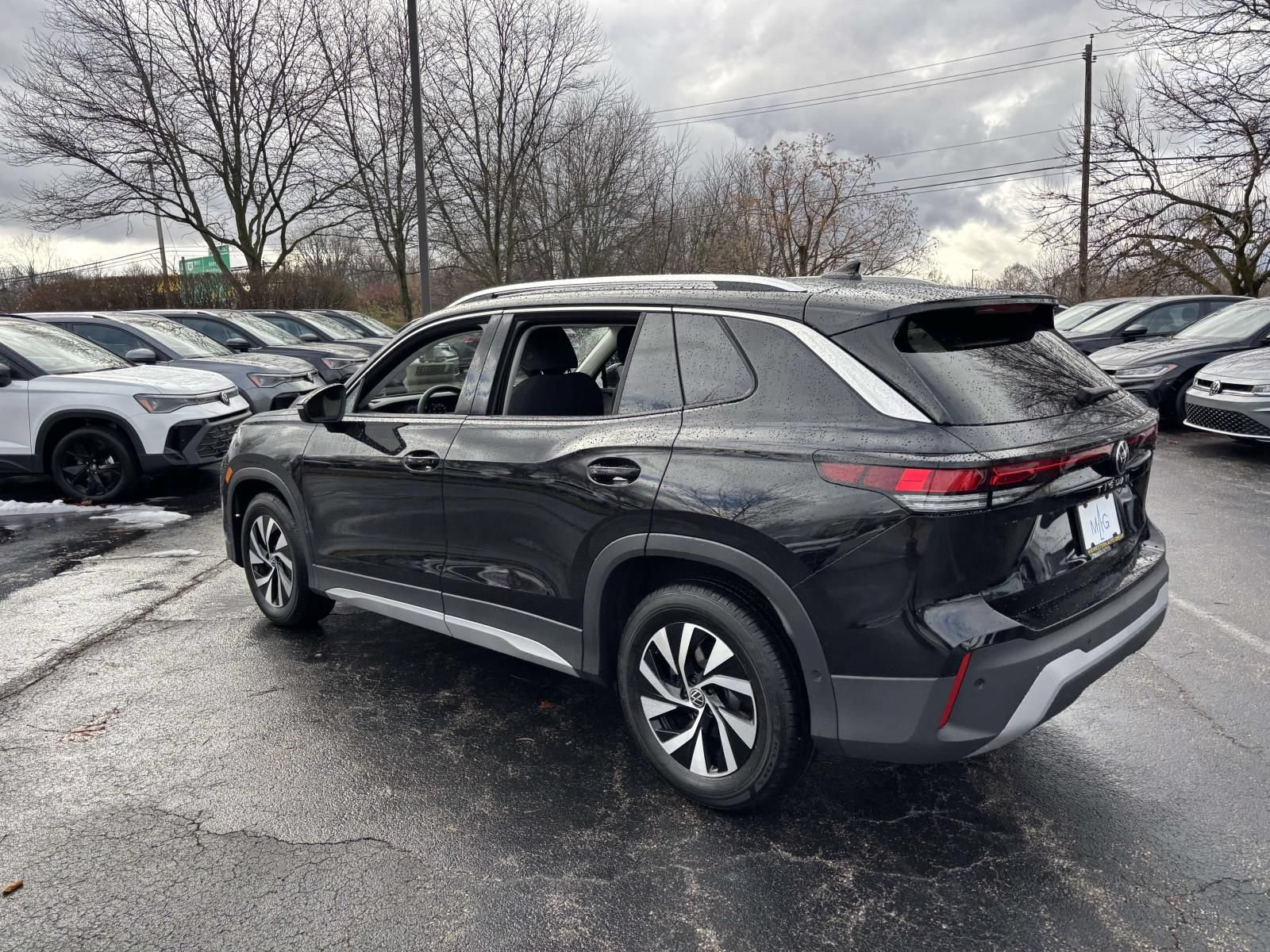 New 2026 Volkswagen Tiguan S FWD image 5