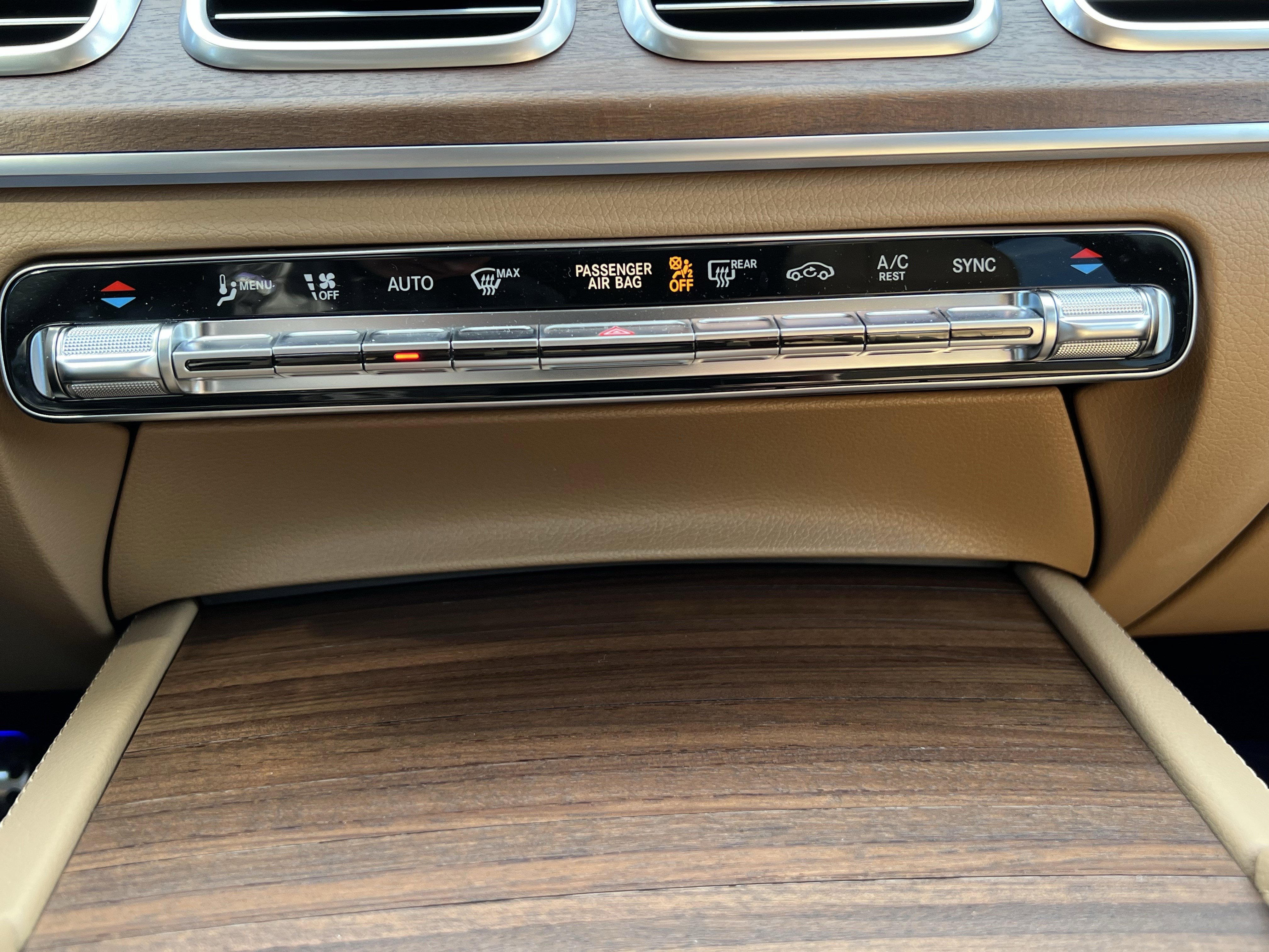 Certified 2025 Mercedes-Benz GLS 580 4MATIC image 29