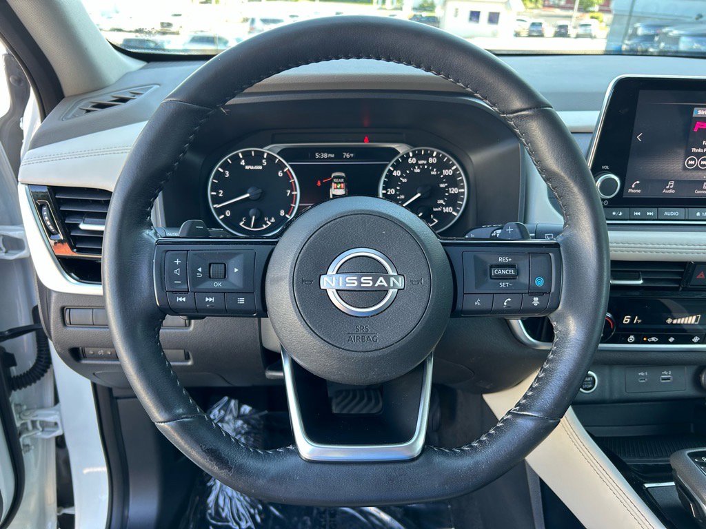 Used 2023 Nissan Rogue SL image 17