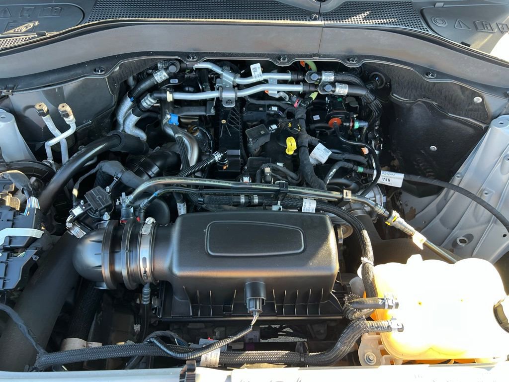 Used 2022 Ford Explorer XLT w/ Class IV Trailer Tow Package image 45