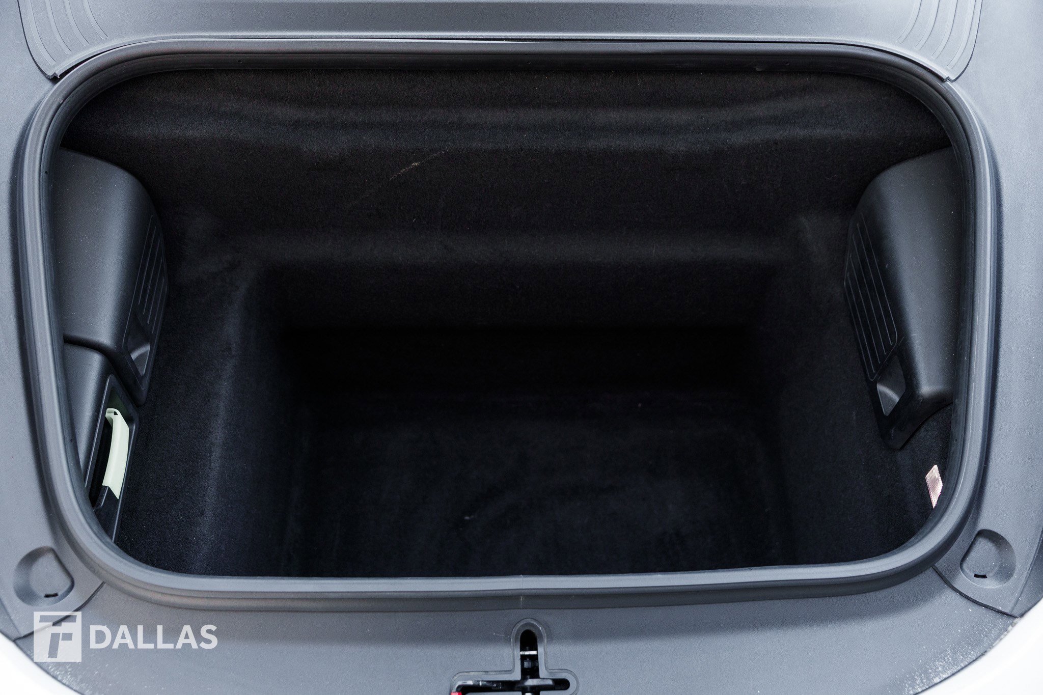 Used 2017 Porsche 911 Turbo S image 35