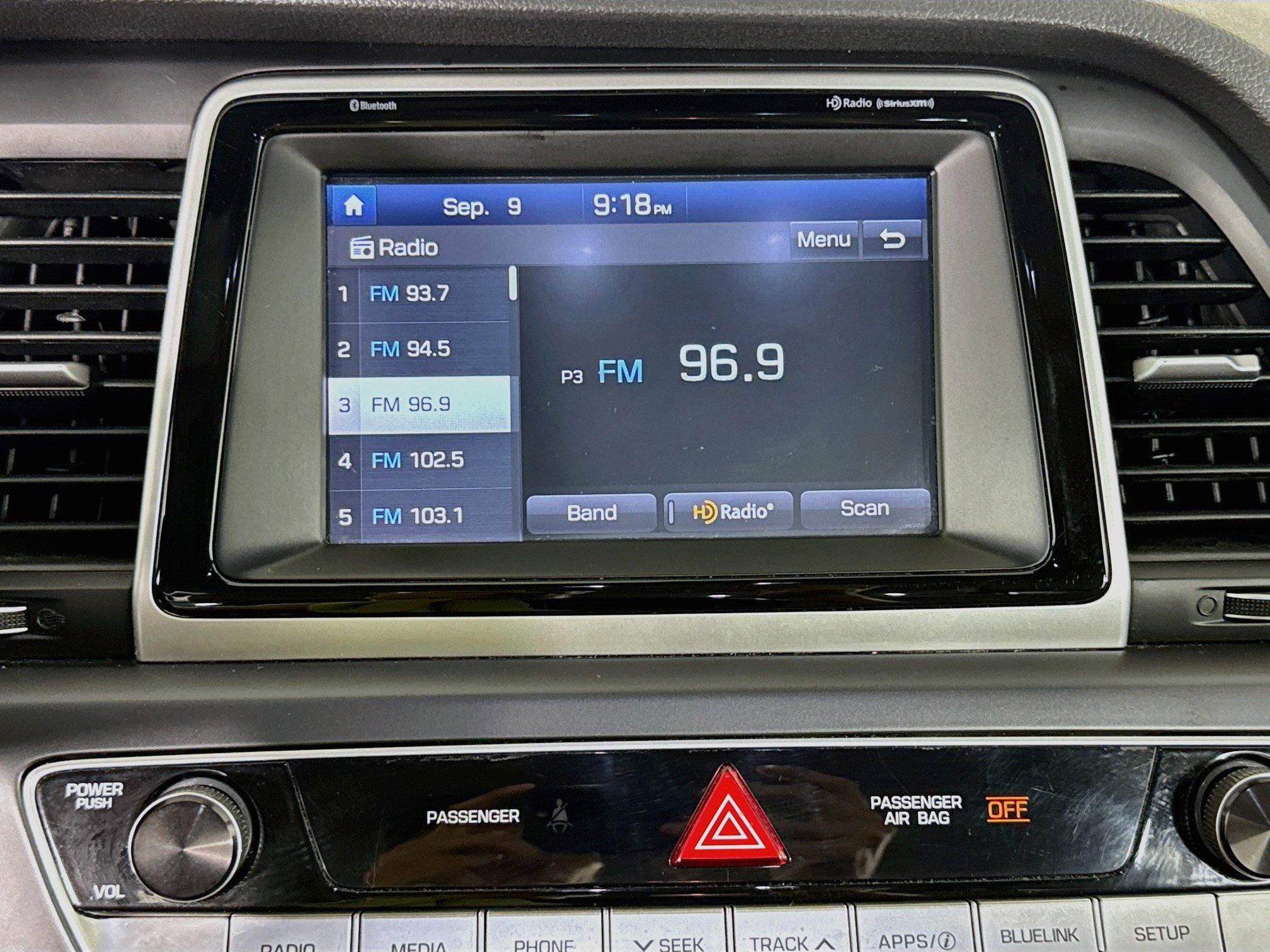 Used 2019 Hyundai Sonata Limited FWD image 16