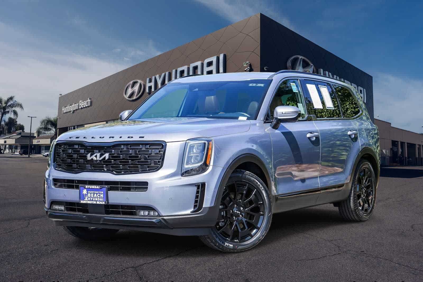 Used 2022 Kia Telluride SX w/ Nightfall Edition Package AWD/4WD image 1