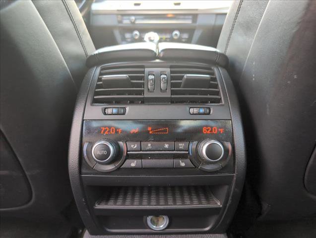 Used 2015 BMW M5 RWD image 20