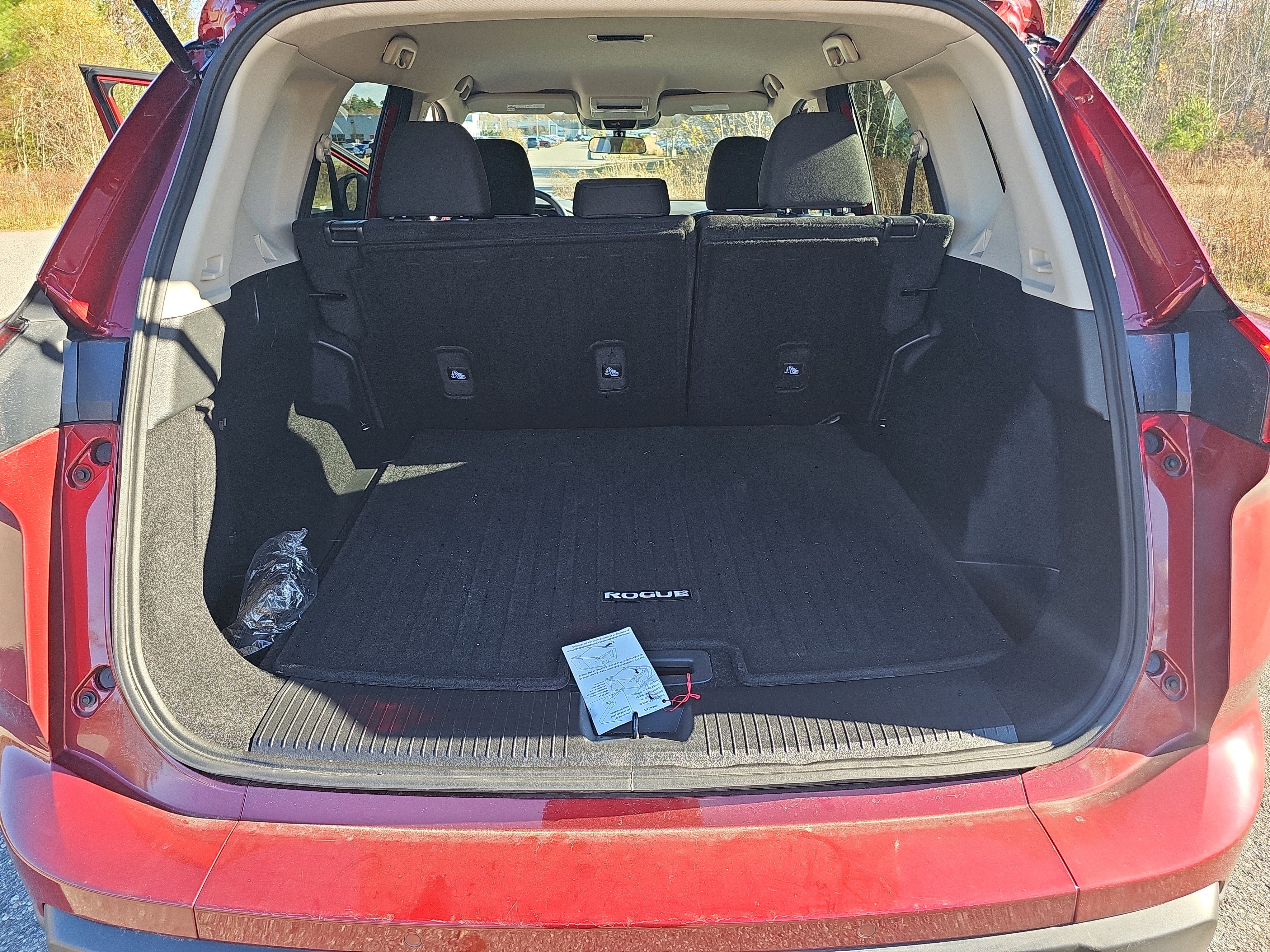 Certified 2025 Nissan Rogue S image 17