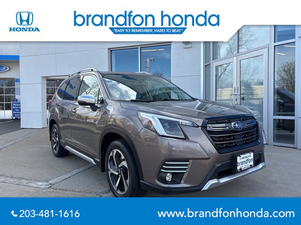Used 2023 Subaru Forester Touring AWD/4WD image 1