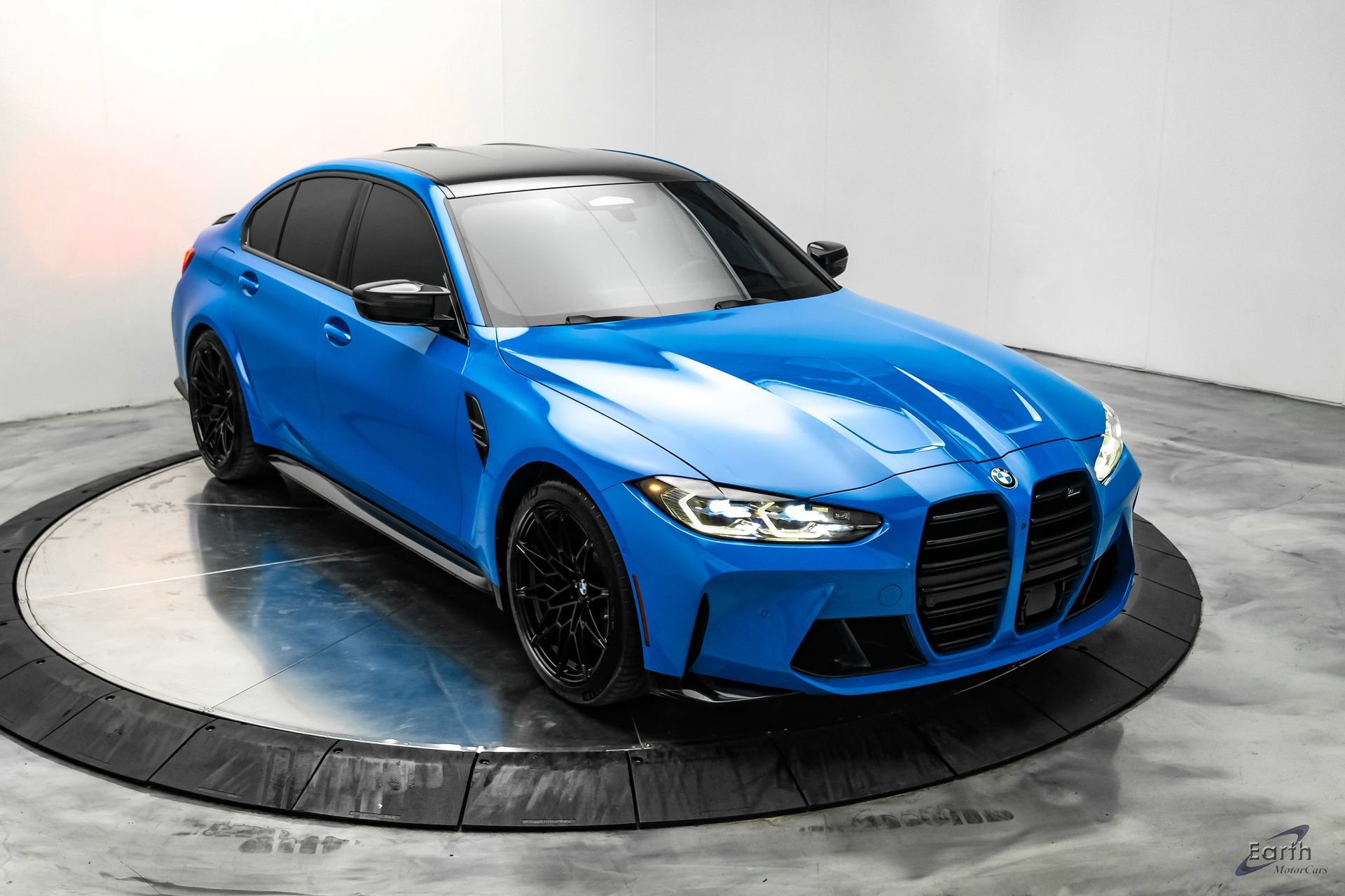 Used 2024 BMW M3 Competition w/ M Carbon Exterior Package AWD/4WD image 26