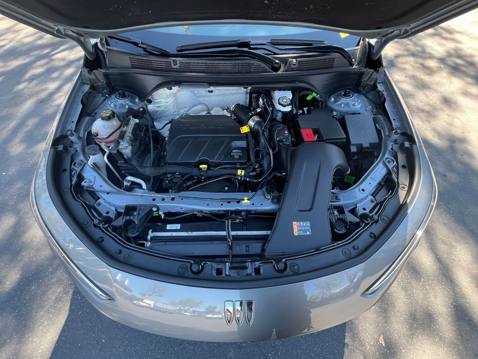 Used 2025 Buick Envista Preferred image 30