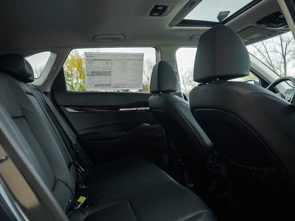 New 2026 Kia Seltos SX w/ SX Sunroof Package image 13