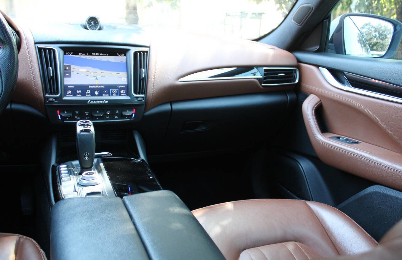 Used 2020 Maserati Levante image 19
