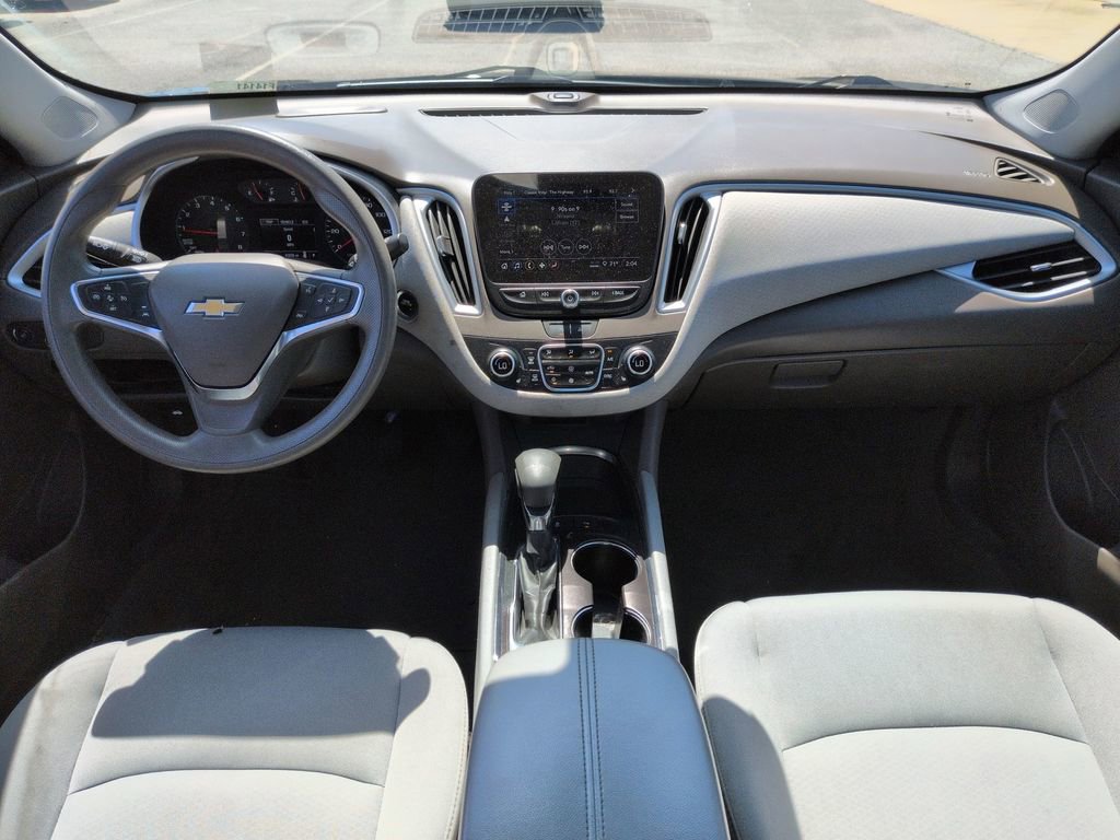Used 2024 Chevrolet Malibu LT image 24