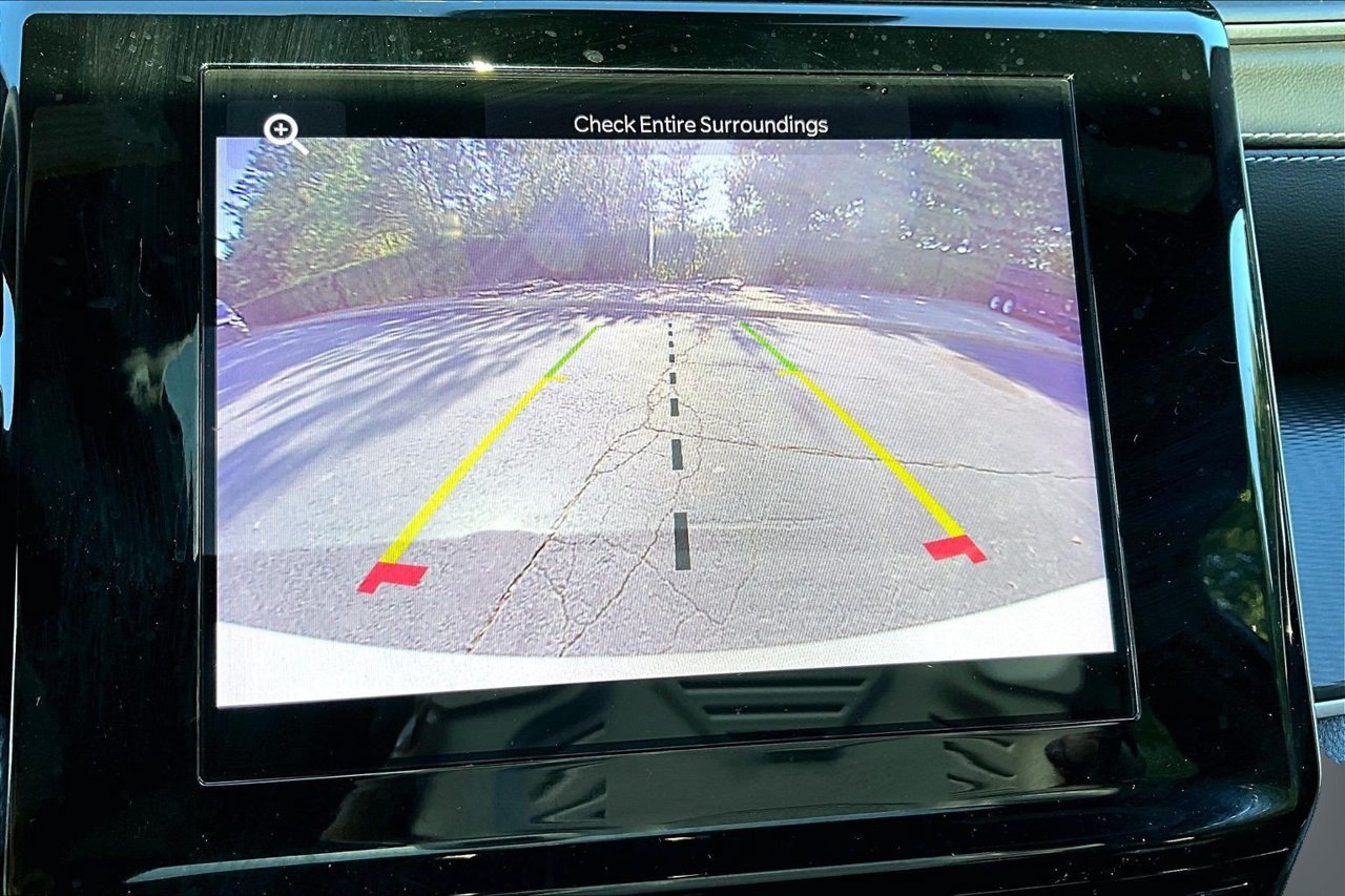 Certified 2023 Jeep Grand Cherokee Altitude AWD/4WD image 12