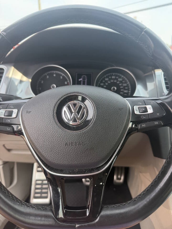 Used 2017 Volkswagen Golf Alltrack S AWD/4WD image 9