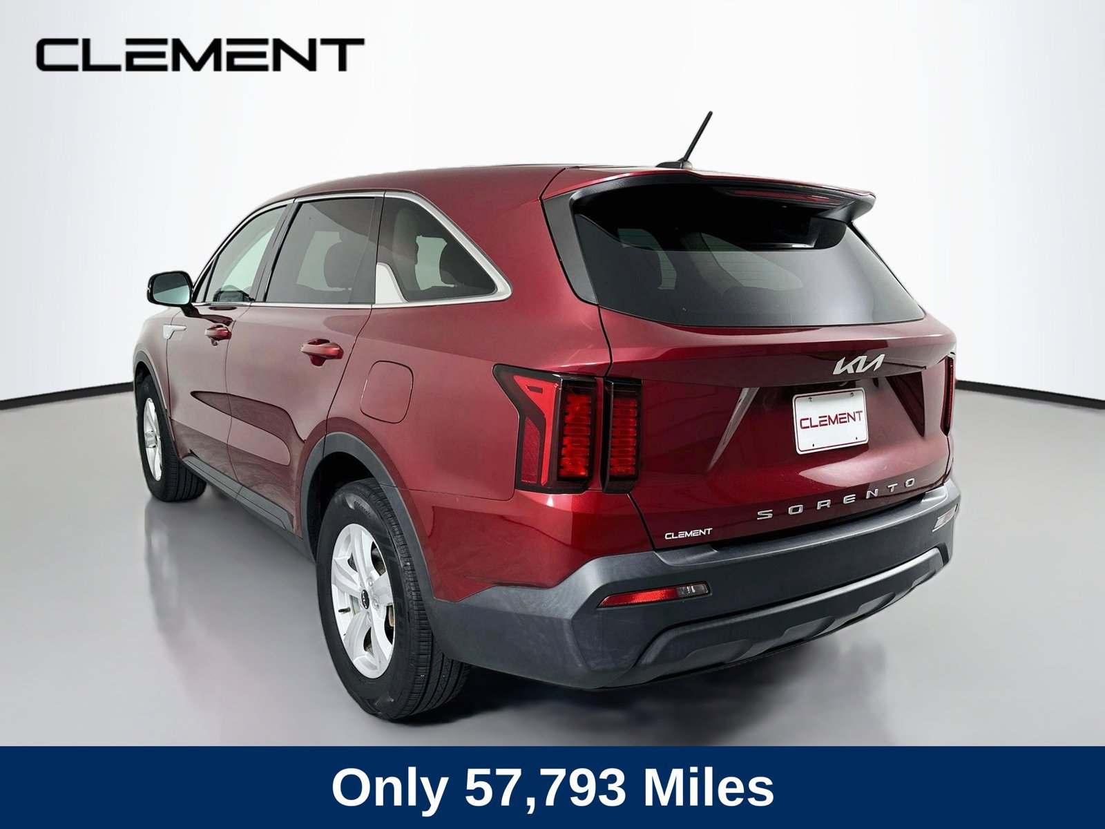 Used 2022 Kia Sorento LX FWD image 8