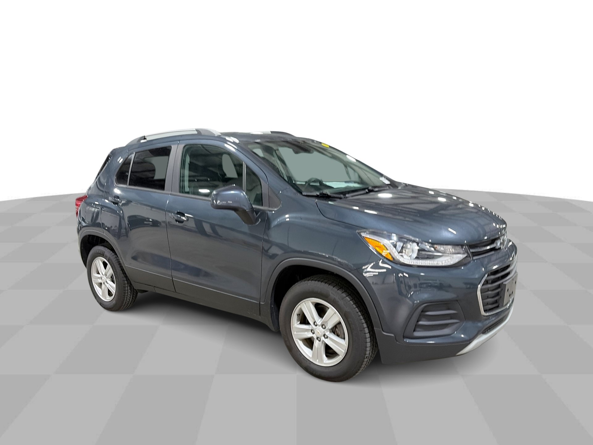 Used 2021 Chevrolet Trax LT AWD/4WD image 2