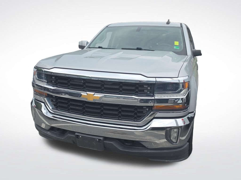 Used 2017 Chevrolet Silverado 1500 LT w/ All Star Edition AWD/4WD image 2