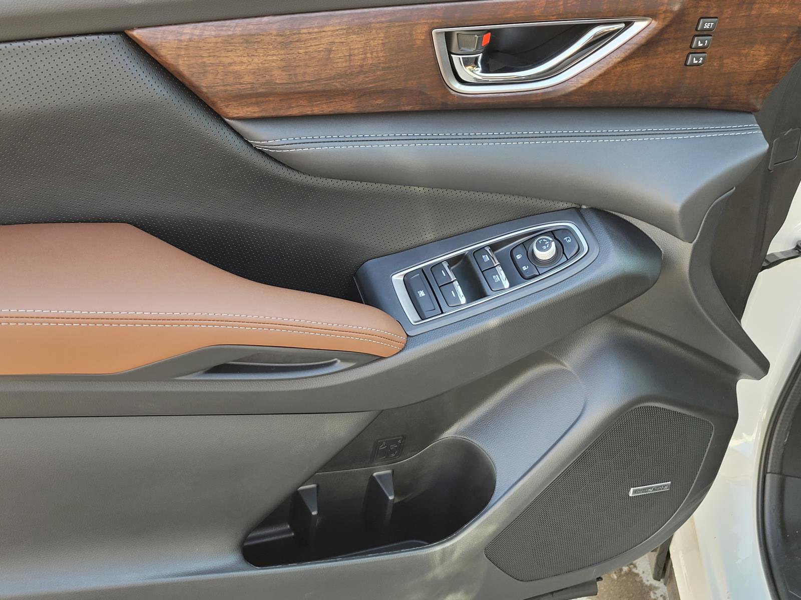 New 2025 Subaru Ascent Touring image 4