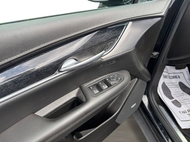 Used 2023 Cadillac XT5 Premium Luxury AWD/4WD image 11