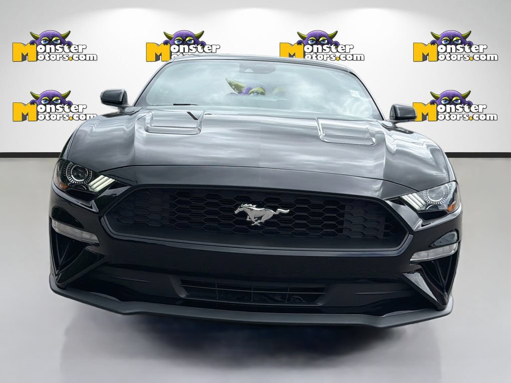 Used 2023 Ford Mustang Coupe RWD image 2
