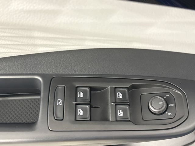 Used 2024 Volkswagen Taos S FWD image 28