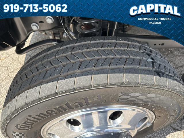 New 2026 Ford F550 4x4 Crew Cab image 16
