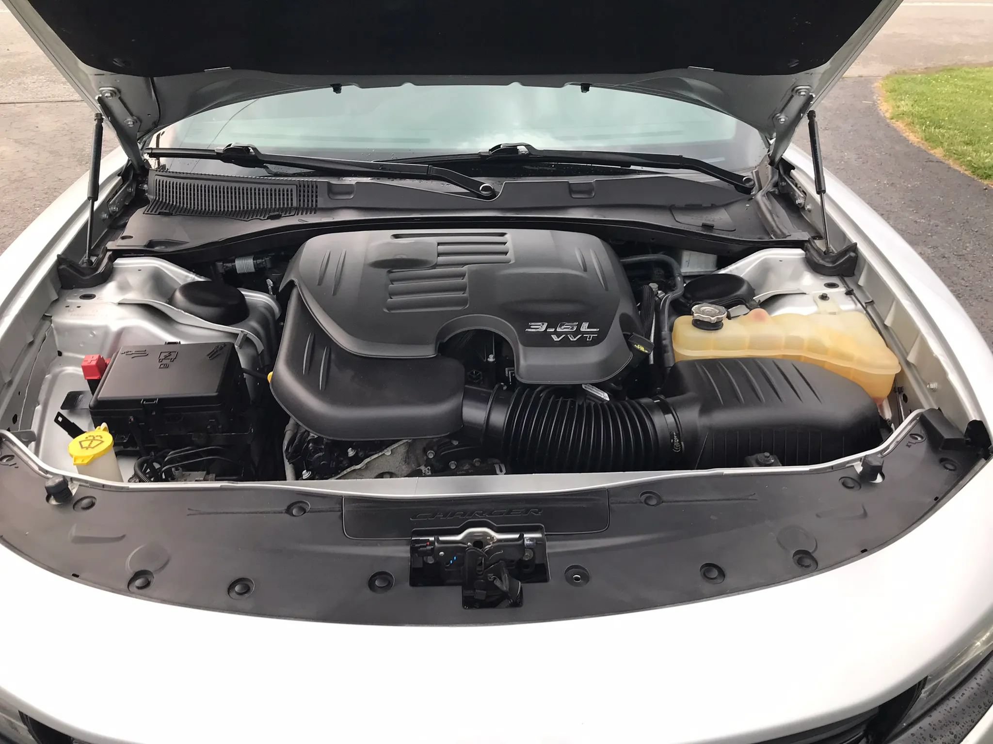 Used 2019 Dodge Charger SXT AWD/4WD image 54