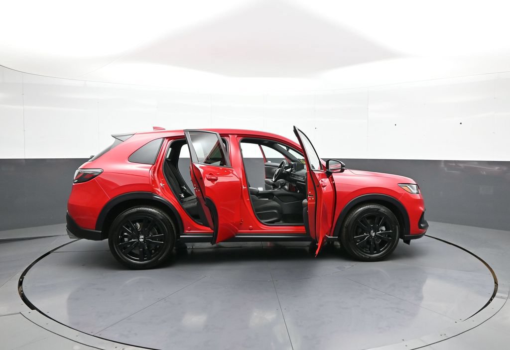 Certified 2026 Honda HR-V Sport image 40