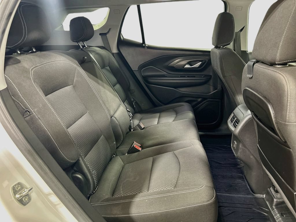 Used 2022 GMC Terrain SLE w/ Driver Convenience Package FWD image 24