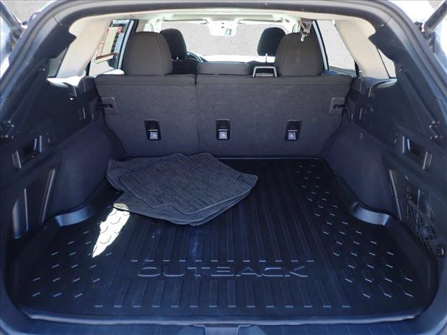 Certified 2025 Subaru Outback Premium AWD/4WD image 8