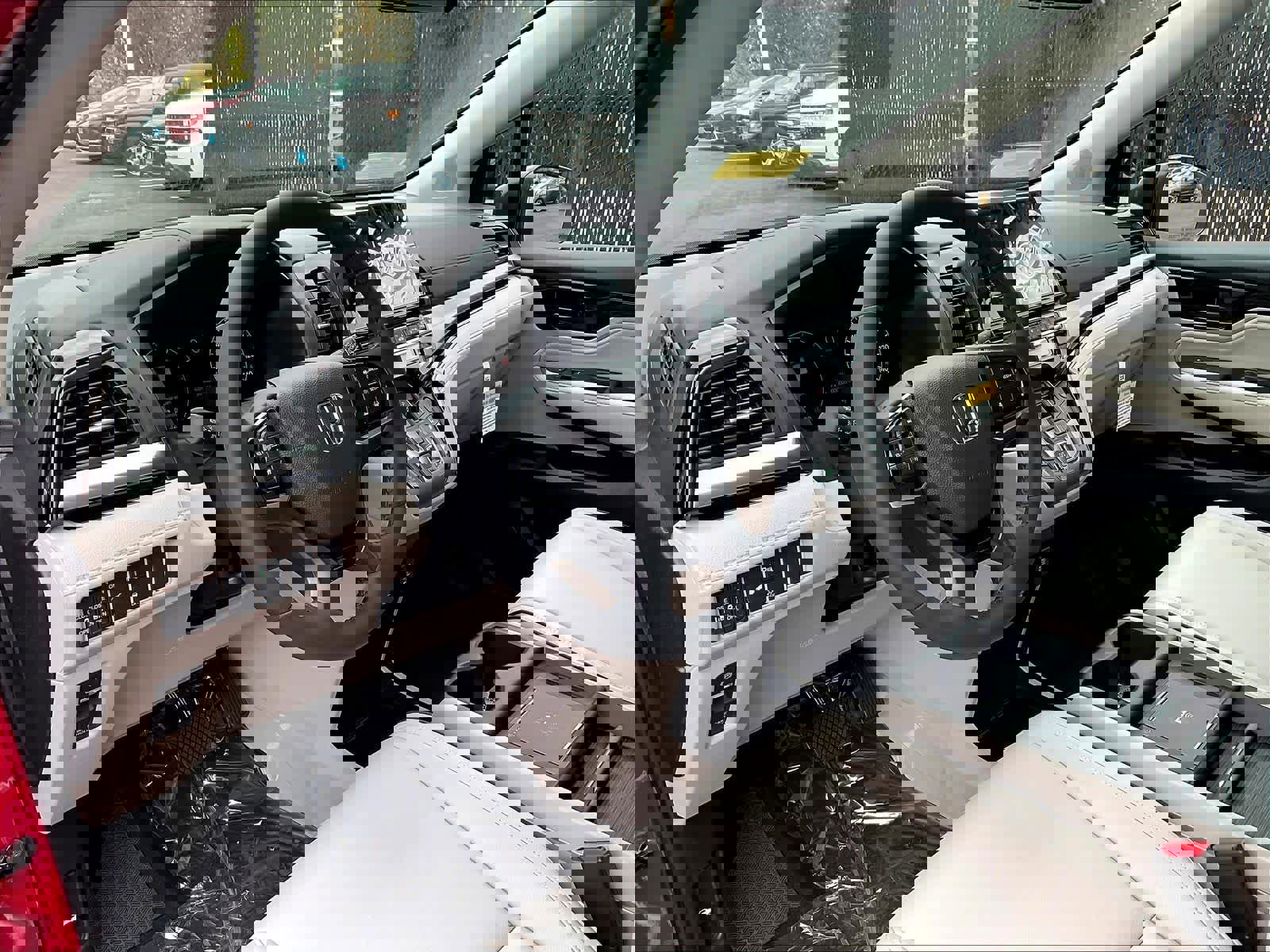 New 2026 Honda Odyssey Touring image 9