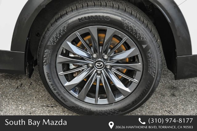 Certified 2025 MAZDA CX-70 3.3 Turbo w/ Preferred Package AWD/4WD image 10