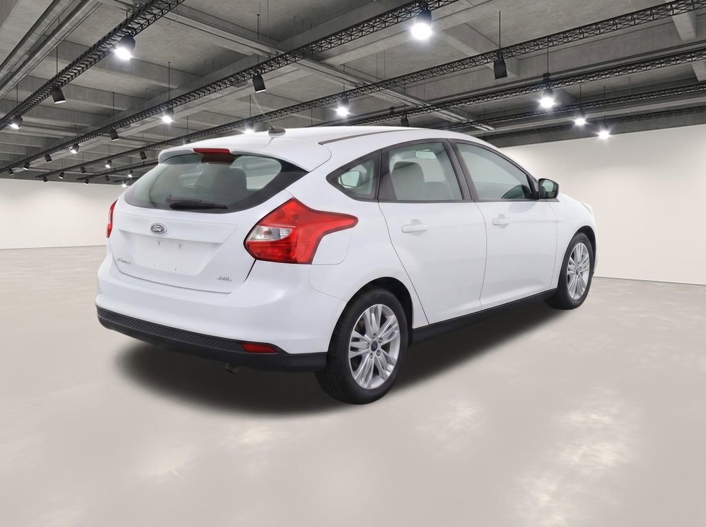 Used 2012 Ford Focus SEL FWD image 4