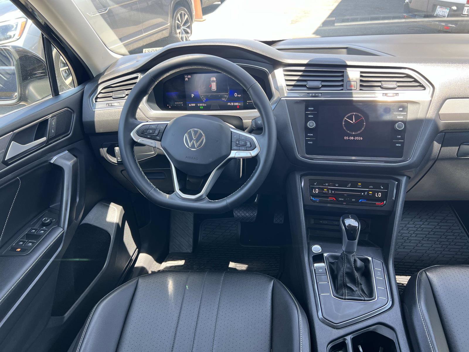 Certified 2022 Volkswagen Tiguan SE FWD image 7