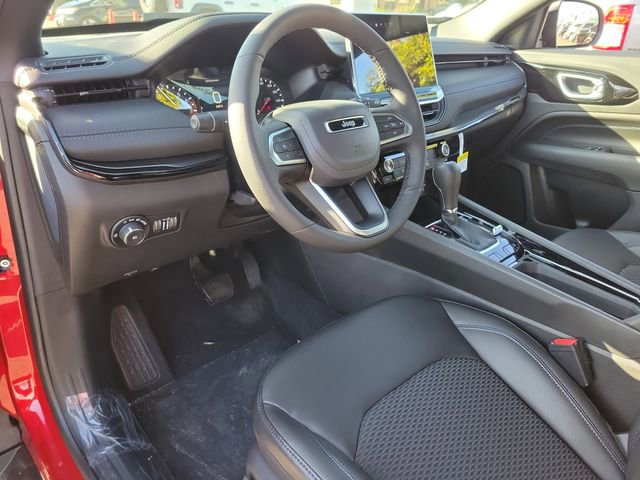 New 2026 Jeep Compass Latitude image 16