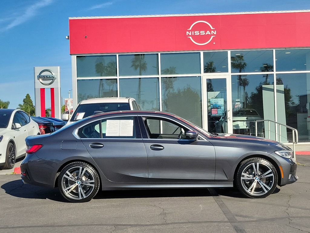 Used 2020 BMW 330i xDrive 330i xDrive w/ Premium Package image 33