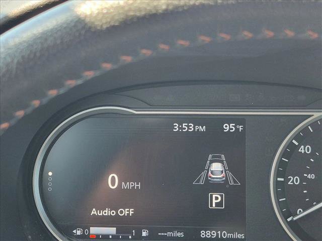 Used 2020 Nissan Kicks SR w/ SR Premium Package FWD image 15