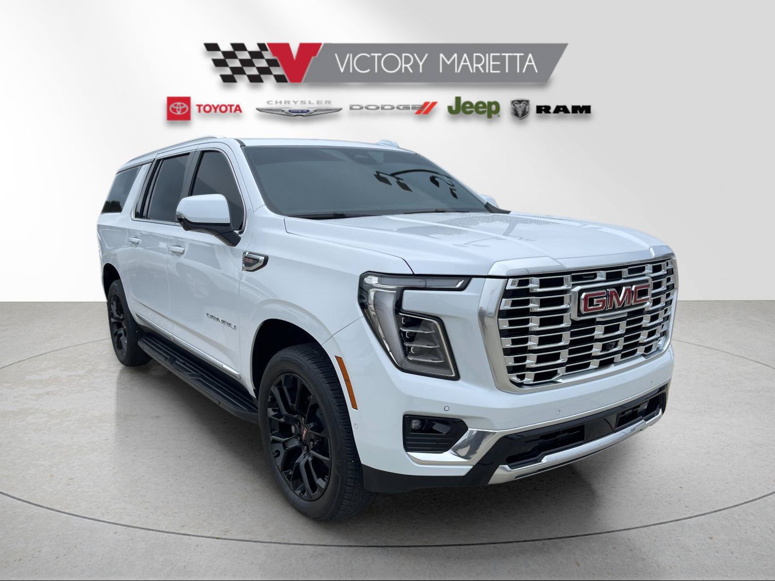 Used 2026 GMC Yukon XL Denali AWD/4WD image 7