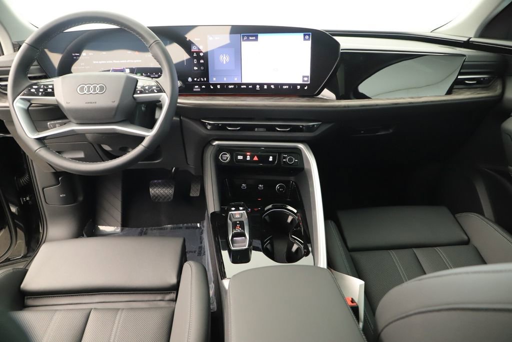 New 2025 Audi Q5 Premium Plus image 18