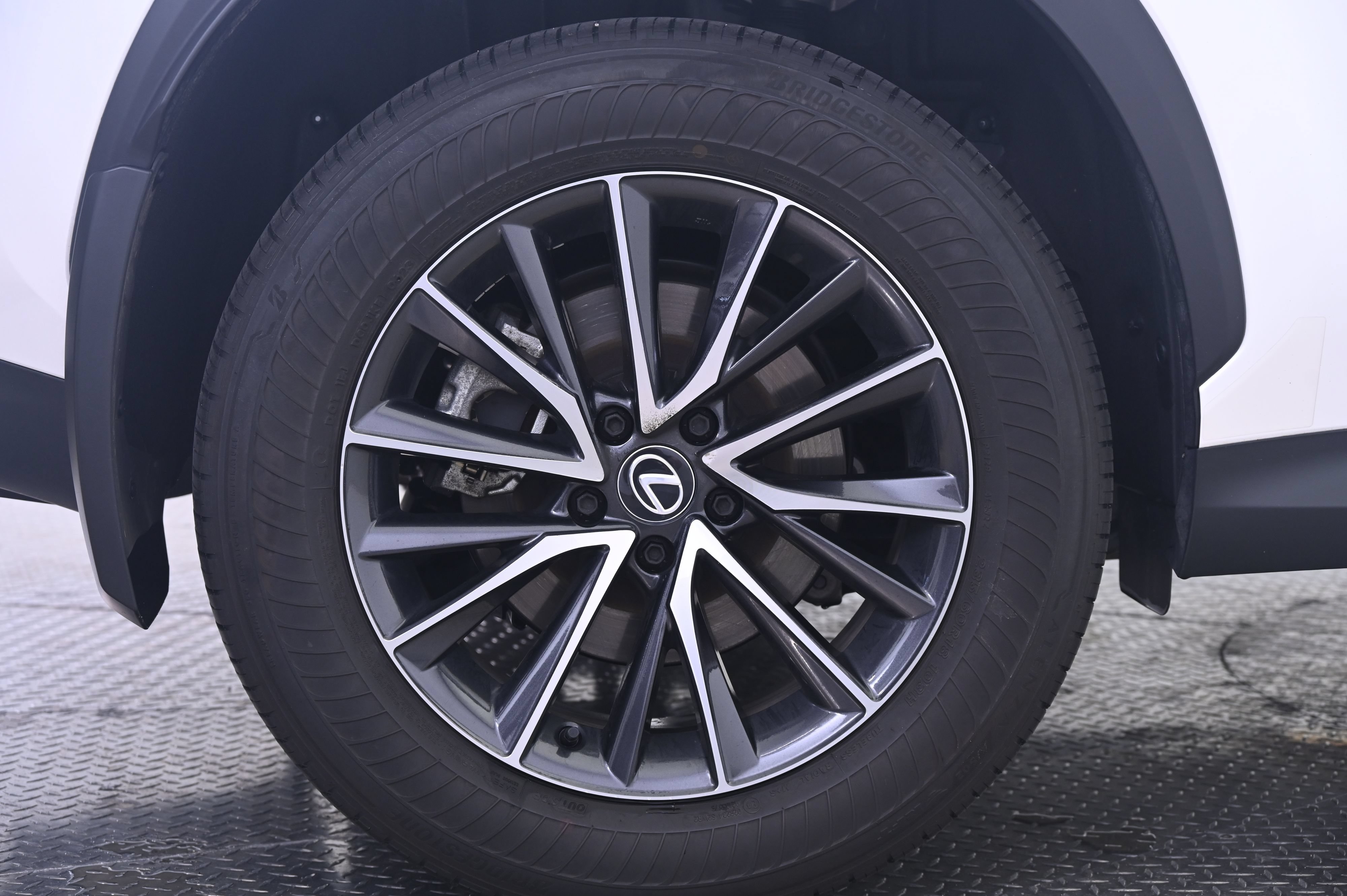 Used 2024 Lexus NX 350h AWD image 13