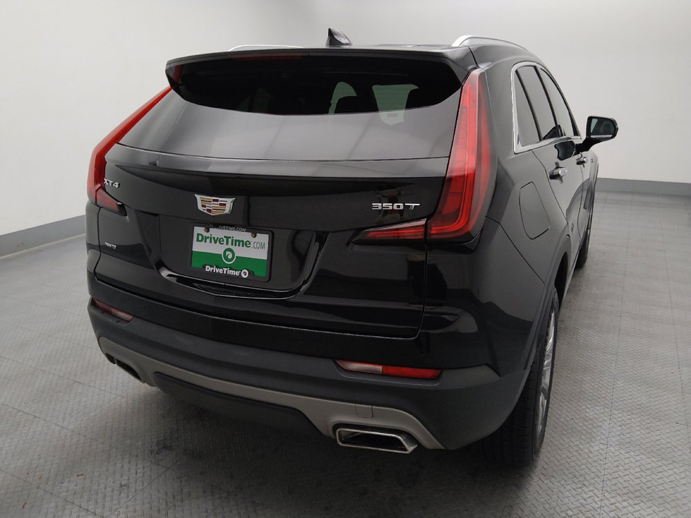 Used 2021 Cadillac XT4 Premium Luxury w/ Cold Weather Package AWD/4WD image 9