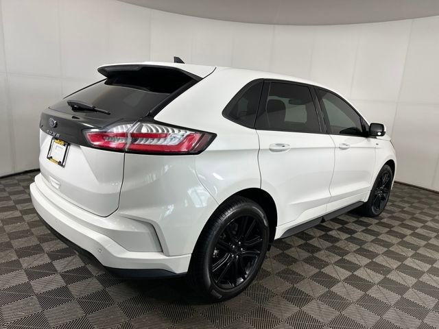 Used 2022 Ford Edge ST-Line image 3