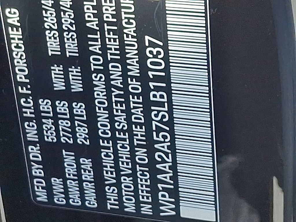 Used 2025 Porsche Macan image 24