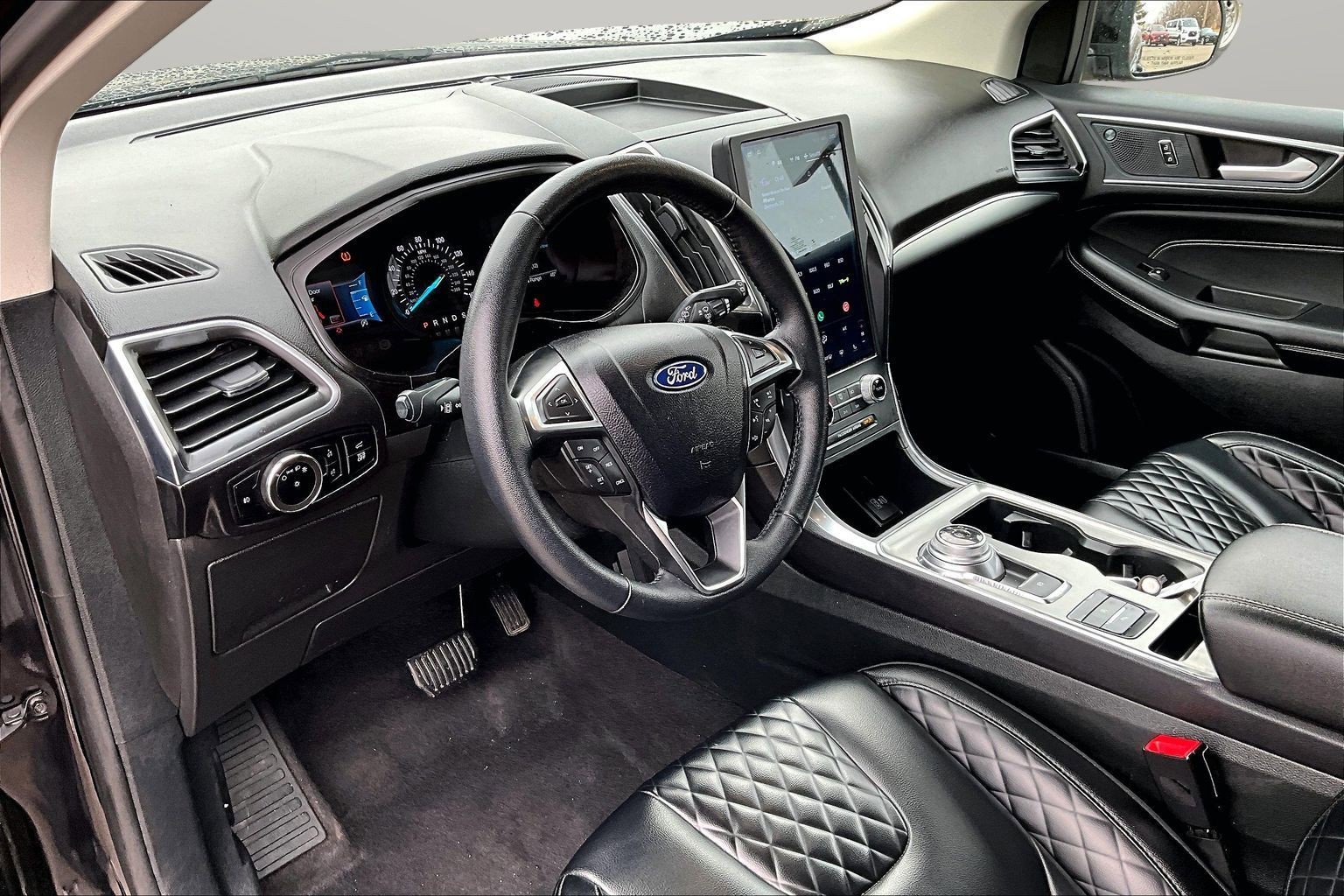 Used 2024 Ford Edge Titanium AWD/4WD image 20