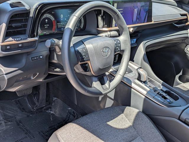 Used 2023 Toyota Crown AWD/4WD image 8