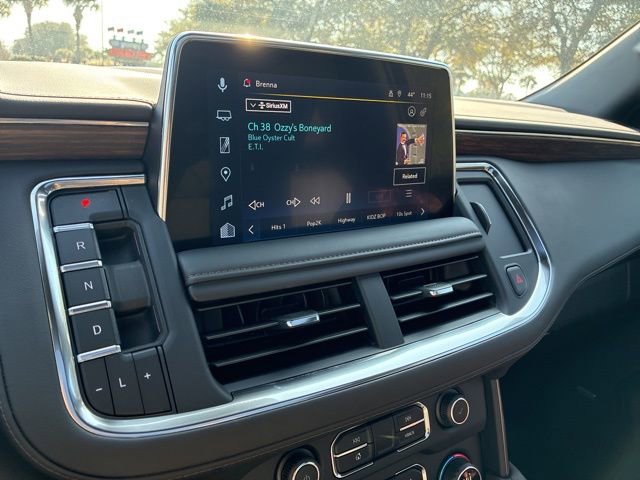 Used 2024 Chevrolet Suburban High Country image 33