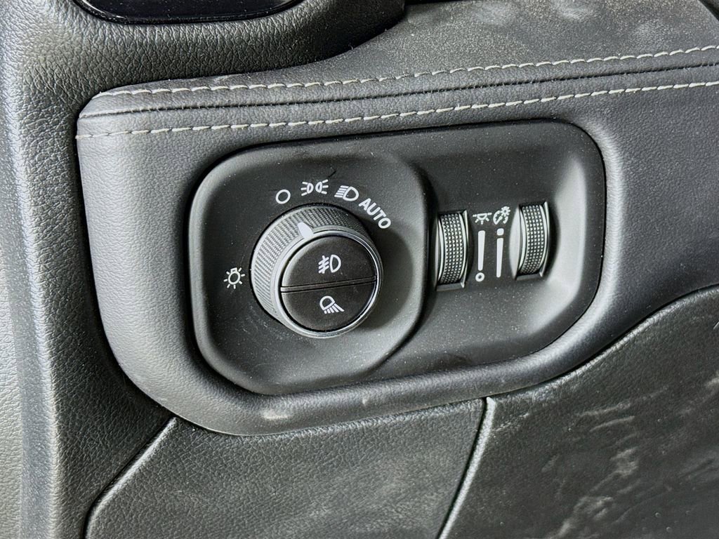 New 2026 RAM 3500 Limited image 10