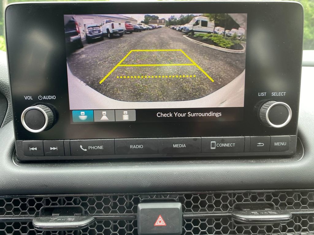 Used 2023 Honda HR-V LX image 21