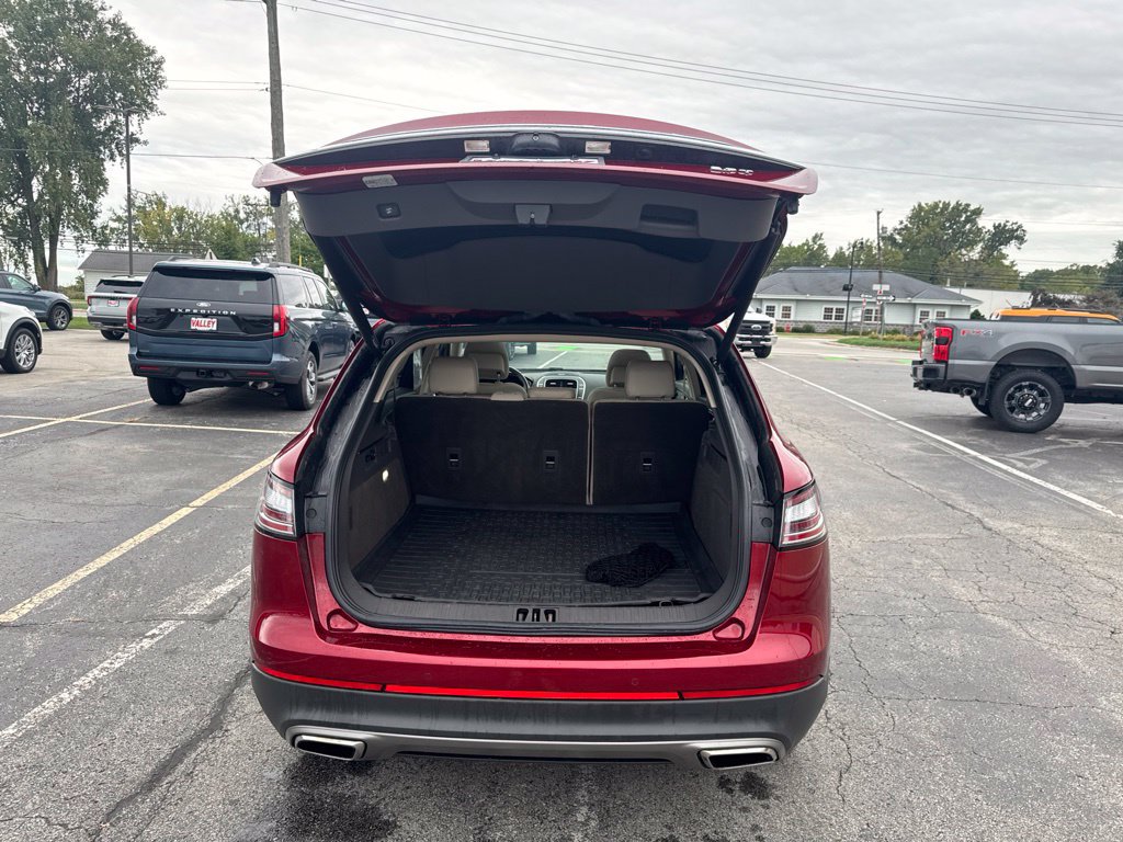 Used 2019 Lincoln Nautilus Reserve w/ Driver Assistance Package FWD image 46