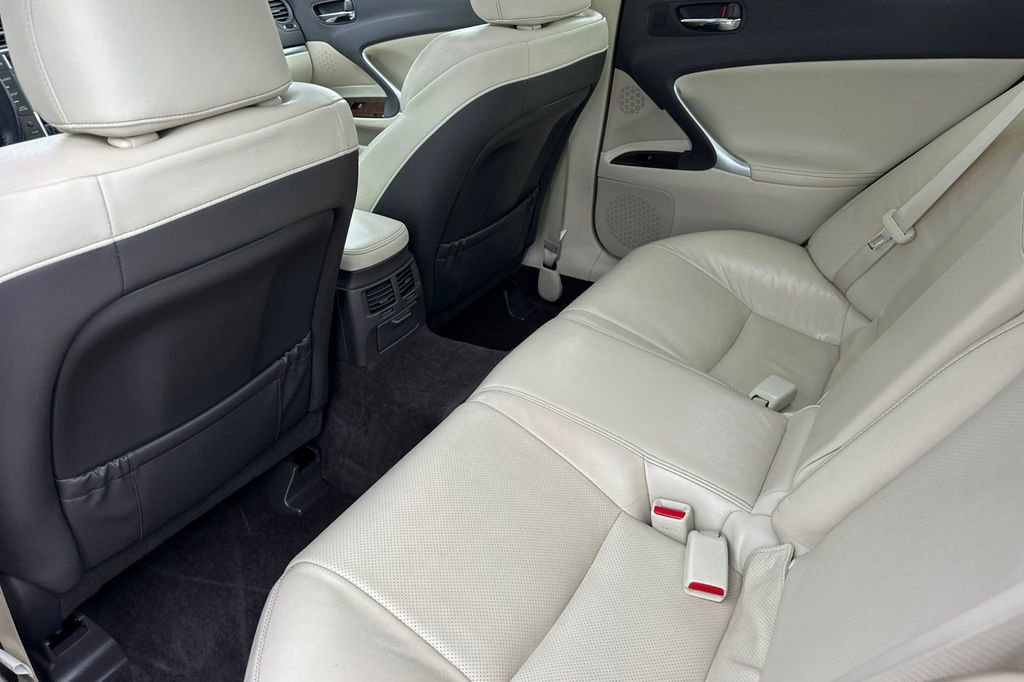 Used 2012 Lexus IS 350 image 12